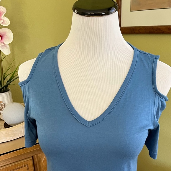 Michael Kors Cold Shoulder Tops..(2)..NWOT - Picture 6 of 9